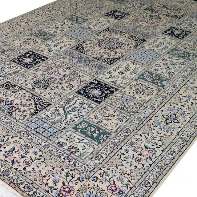 Hand-knotted Nain Oriental rug | Knot density: 6La 60 Raj (approx. 816.000 knots/m²) | Material: Wool & Silk | Size: 200 x...