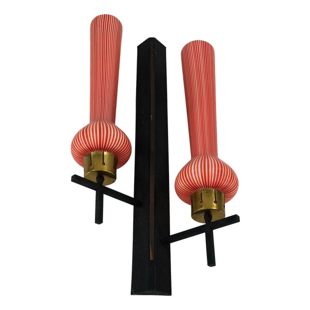 Mid-Century Italian Large Wall Sconce in the style of Stilnovo, 1950s For Sale