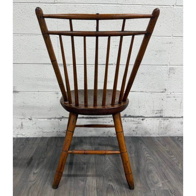 Farmhouse Antique American Windsor Farmhouse Style Plank Seat Dining Chair For Sale - Image 3 of 10