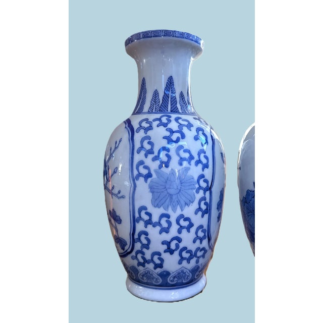 Blue Large Vintage Pair of Chinoiserie Blue & White Chinese Vases For Sale - Image 8 of 10