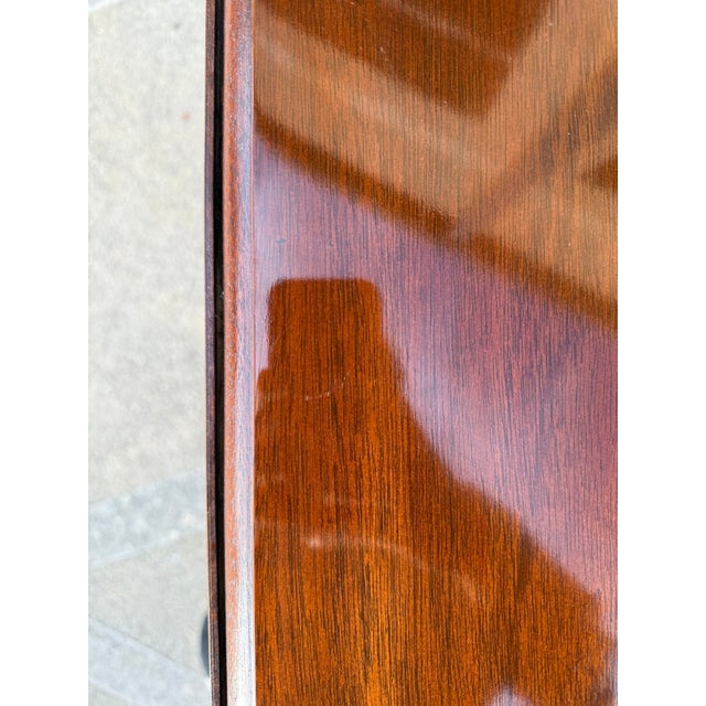 Late 20th Century Pair of Hickory Chair Historic James River Plantation Drop-Side End Tables For Sale - Image 16 of 16