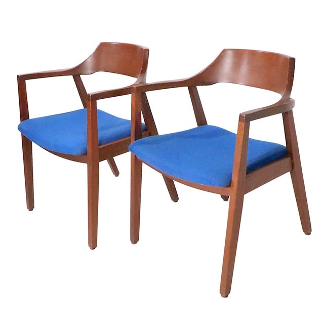 Gunlocke Pr. Mid Century Arm Chairs by the Jasper Chair Company C 1950/60's For Sale - Image 4 of 18