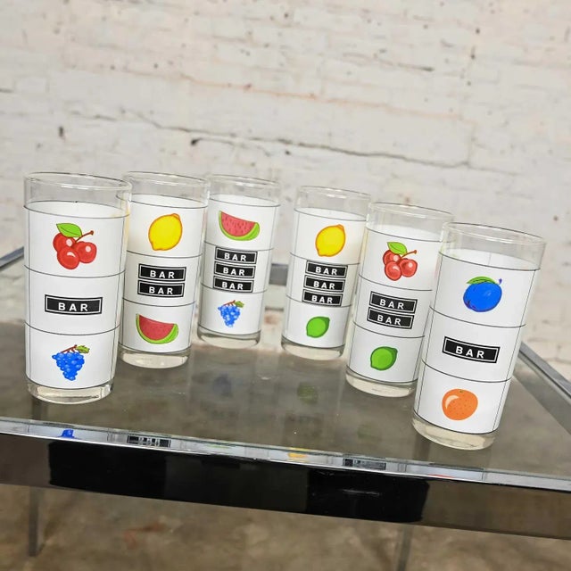 Awesome vintage casino slot machine highball cocktail glasses set of six. Beautiful condition, keeping in mind that these...