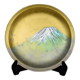 Made-to-Order Japanese Decorative Plate “Reihō Hikaku” – Inspired by Taikan Painting, Gold & Lacquer on Tochi Wood For Sale