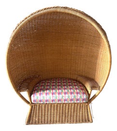 Example of Settees