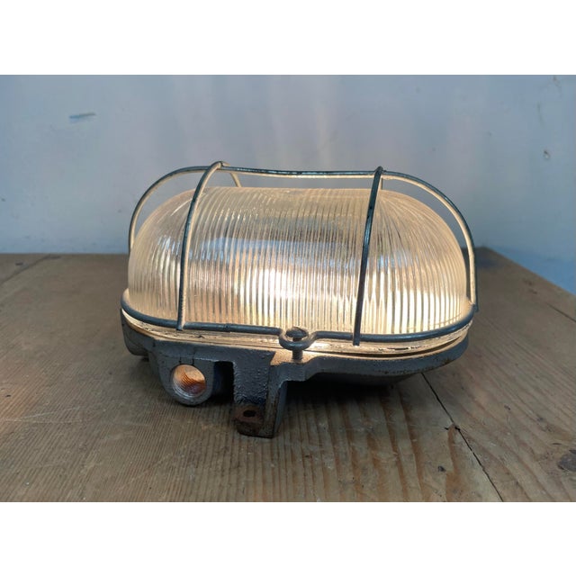 French Industrial Cast Iron Wall Lamp from Electro Fonte, Paris, 1960s For Sale - Image 16 of 18