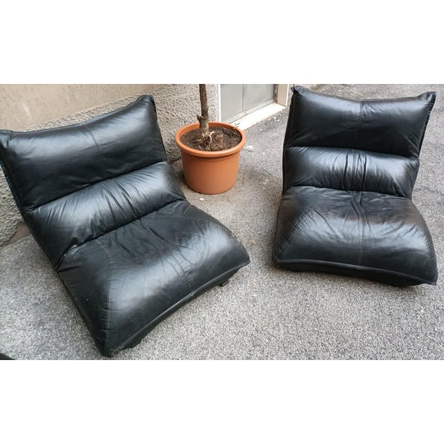 Zinzolo Armchairs in Black Leather by Vittorio Varo for Plan, 1970s, Set of 2 For Sale - Image 4 of 6