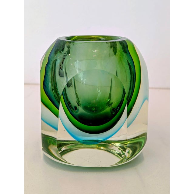 Early 20th Century Vintage Green and Blue Murano Sommerso Vase For Sale - Image 5 of 8