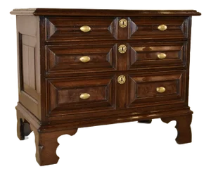 Early 18th Century English Oak Small Chest