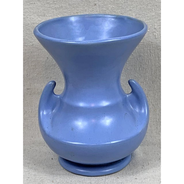 Pottery Craft USA Vintage Usa Blue Vase For Sale - Image 4 of 9