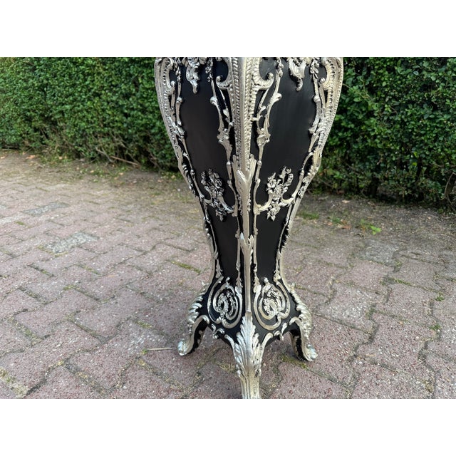 Baroque 1990s Italian Baroque Black Silver Resin Display Pedestal For Sale - Image 3 of 13
