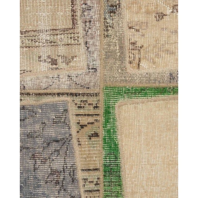 Vintage Green Patchwork Turkish Runner Rug - Handwoven Boho Hallway Carpet For Sale In San Francisco - Image 6 of 11