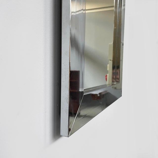 Italian Modern Square Wall Mirror in Chrome Metal, 1970s For Sale - Image 4 of 13