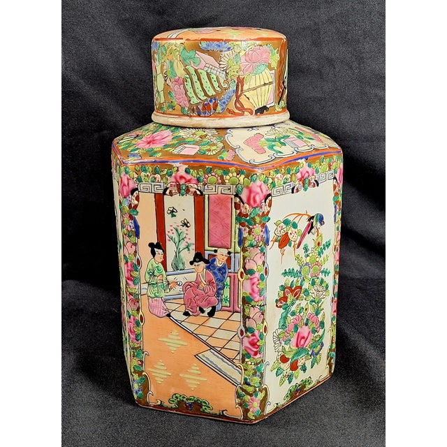 Antique Chinese Export Porcelain Hexagonal Lidded Ginger Jar – Famille Rose For Sale - Image 4 of 8