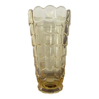 Mid-Century Modern Cambridge/Manderin Gold Pressed Glass Vase in the Cascade Pattern Circa 1949-58 For Sale