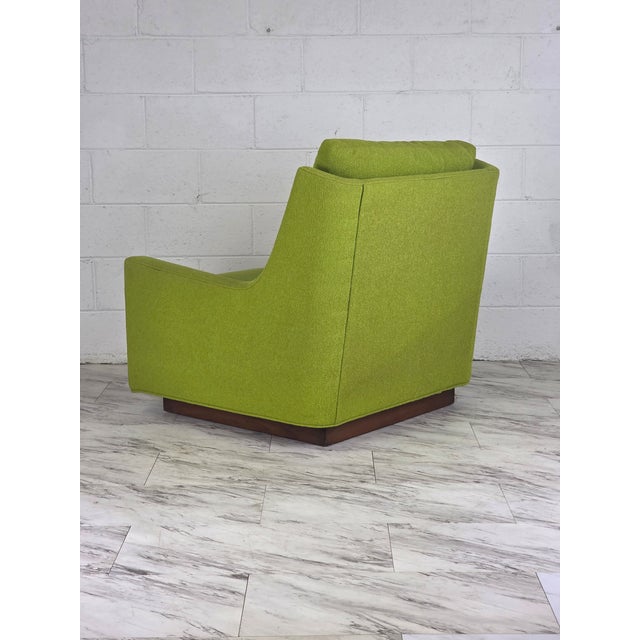 1970s Clarence Chair Attributed to Milo Baughman for Thayer Coggin For Sale - Image 12 of 13