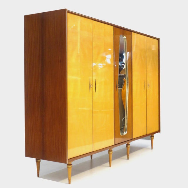 1950s Large Mid-Century Modern 5-Door Wardrobe in Maple and Teak, 1950s For Sale - Image 5 of 7