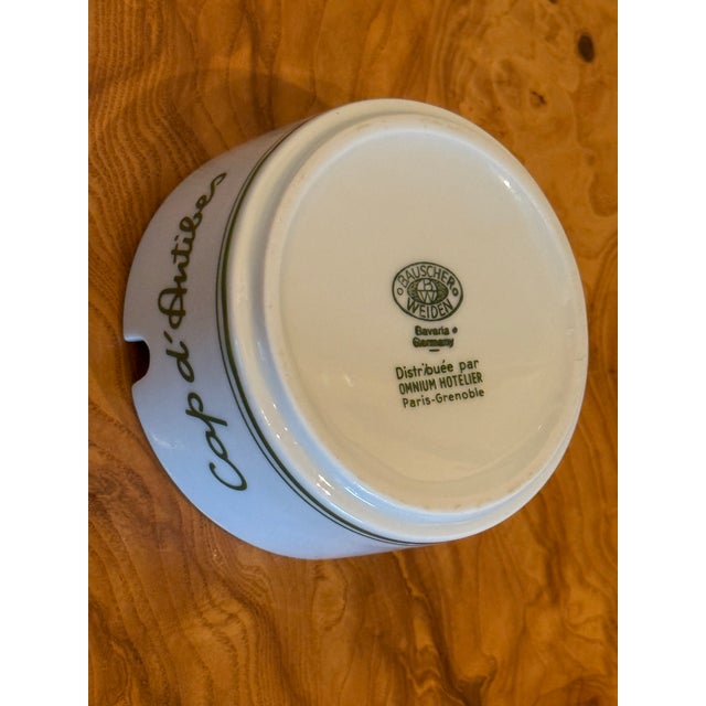 Exquisite Vintage Hotel Eden Roc Cap d'Antibes France French Riviera Porcelain Ashtray - Pristine Condition For Sale - Image 10 of 12