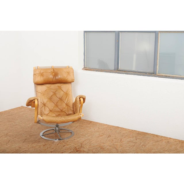 Vintage Lounge Chair in Leather by Bruno Mathsson for Dux, 1967 For Sale - Image 9 of 11