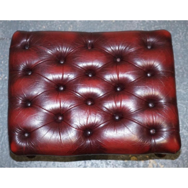 Vintage Burgundy Leather Chesterfield Queen Anne Legs Ottoman For Sale - Image 6 of 13