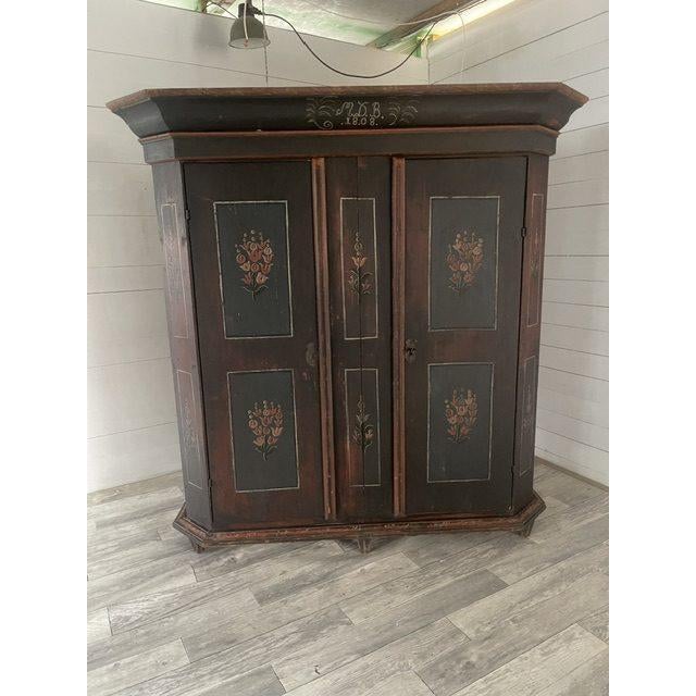 Baroque German Two Doors Barok Bauernbemahlt Closet, 1809 For Sale - Image 3 of 16
