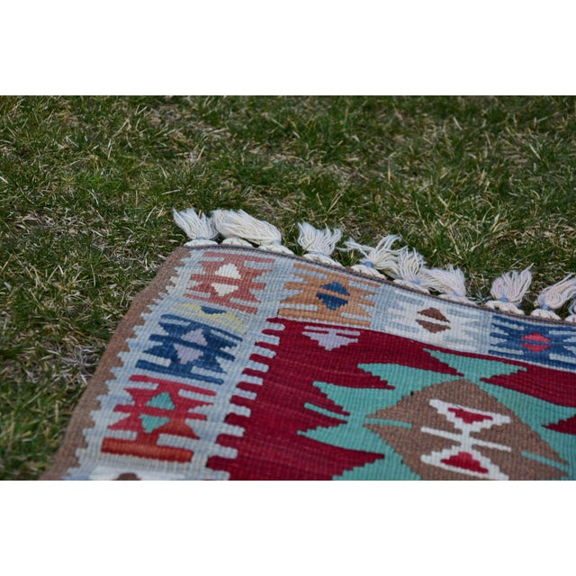 1950s Turkish Traditional Style Handwoven Oushak Kilim Rug For Sale - Image 9 of 13