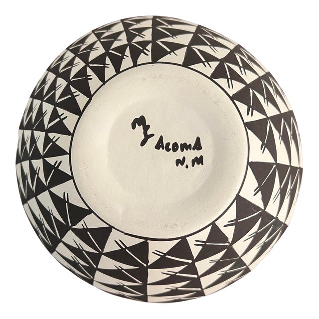 Late 20th Century Acoma Pueblo Pot For Sale - Image 12 of 12