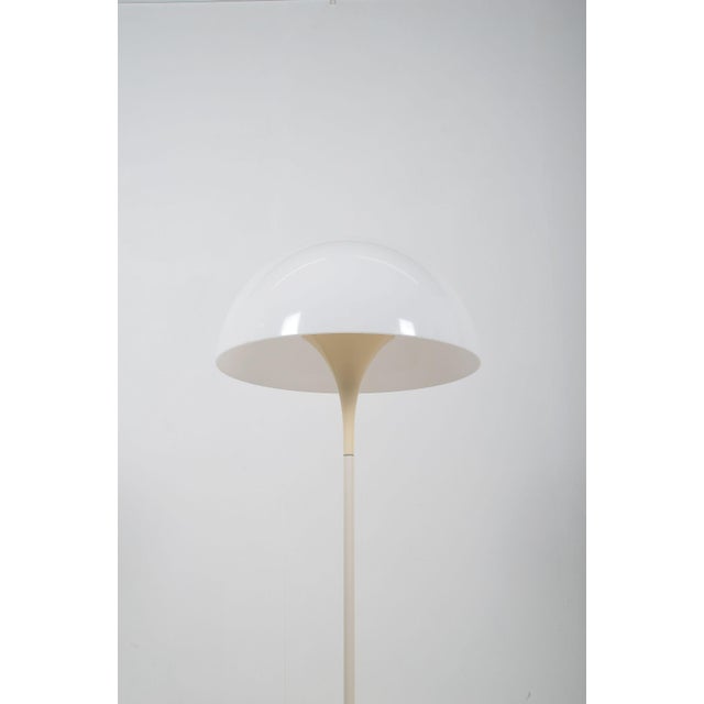 Louis Poulsen Panthella Floor Lamp by Verner Panton for Louis Poulsen, 1970s For Sale - Image 4 of 10