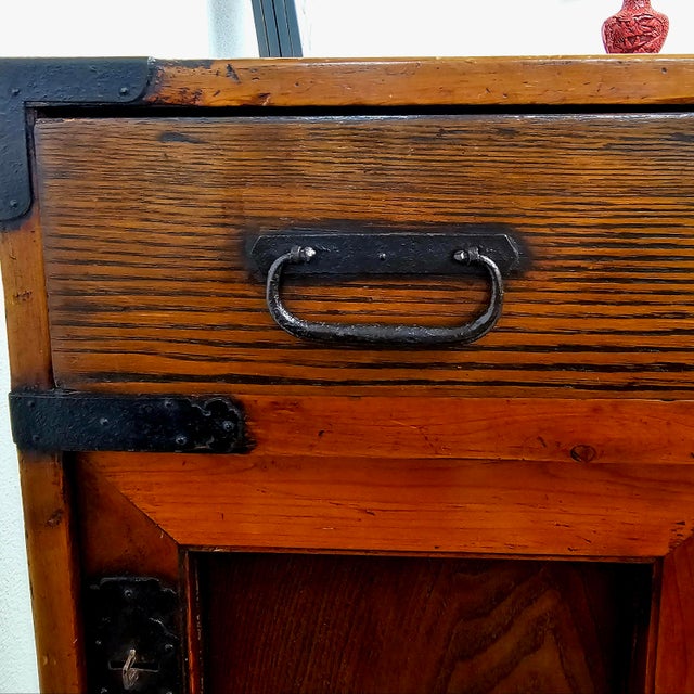 Late 19th Century Japanese Meiji Chōba Tansu Merchant Chest in Sugi Wood For Sale - Image 14 of 14