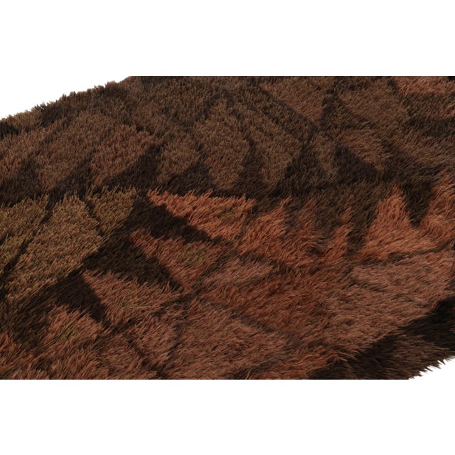 Rug & Kilim Vintage Swedish Rya Rug, Scandinavian Abstract Pattern in Brown - Rug & Kilim For Sale - Image 4 of 7