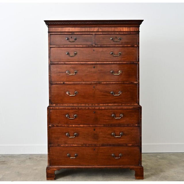 Wood English 19th Century Mahogany Chest on Chest For Sale - Image 7 of 13