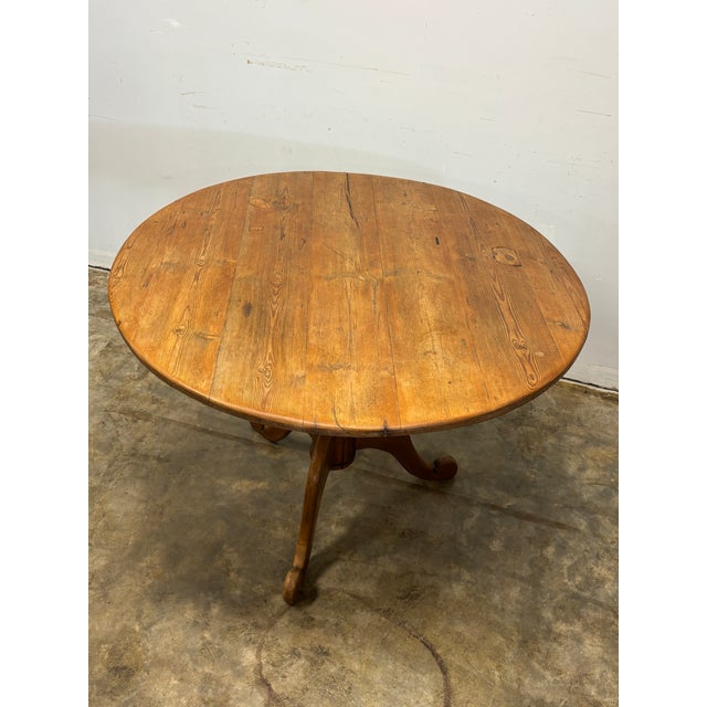 English Vintage English Pine Tripod Base Table For Sale - Image 3 of 4