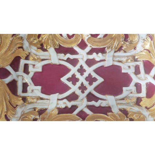Rose 18th Century Large Meissen Gilt and Rose Du Berry Braided Porcelain Bowl For Sale - Image 8 of 12