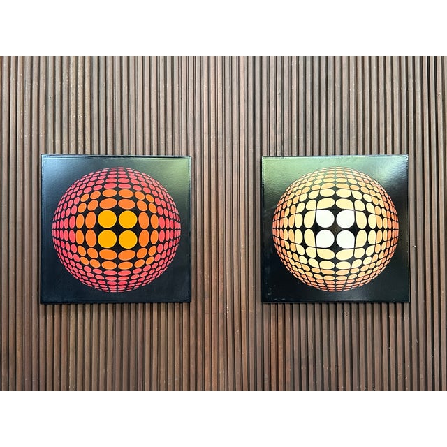 German Artist, Large Pair of Op Art Wall Objects, 20th Century, Enamel Screenprints, Set of 2 For Sale - Image 15 of 18