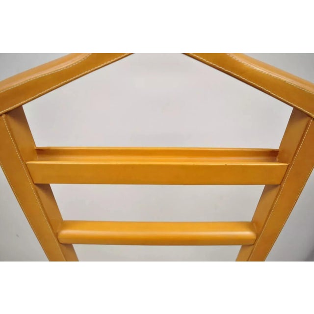 Wood Late 20th Century Modern Saddle Leather Italian Gentleman's Clothing Valet Suit Butler Stand For Sale - Image 7 of 12