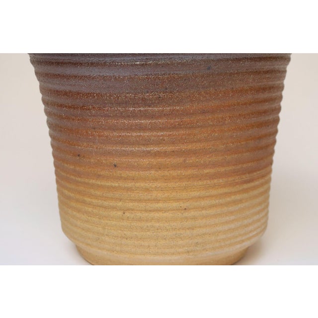 Mid-Century American Modern Ribbed Studio Pottery Planter Vase by Deanna Nichols For Sale - Image 10 of 17