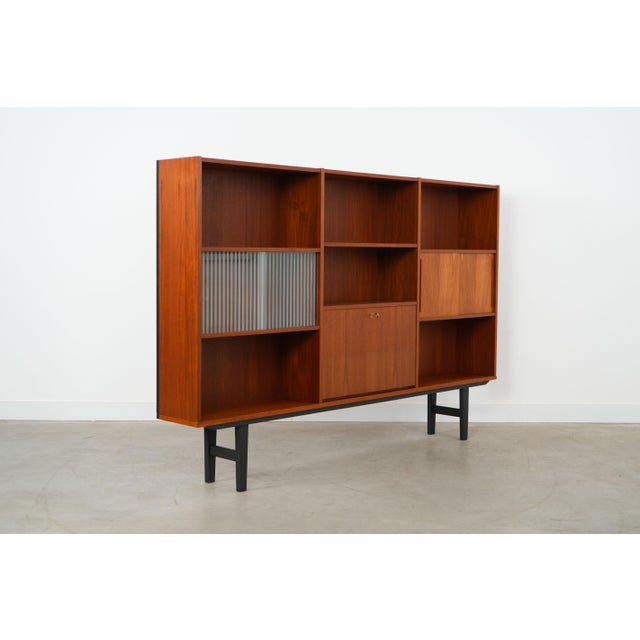 Danish Teak Bookcase, 1970s For Sale - Image 9 of 18