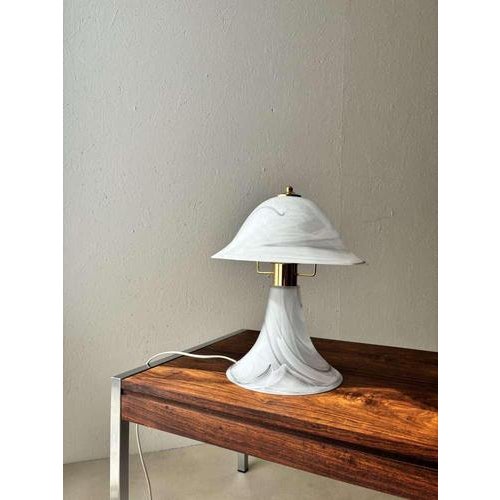 Atmospheric table lamp in an organic mushroom shape, manufactured in the 1970s by the Italian lighting company Artistica...
