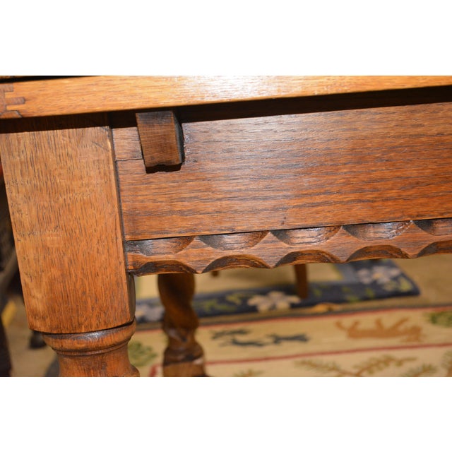 Auburn Early 1900’s English Oak Barley Twist Draw - Leaf Dining Pub / Tavern Extending Table For Sale - Image 8 of 16