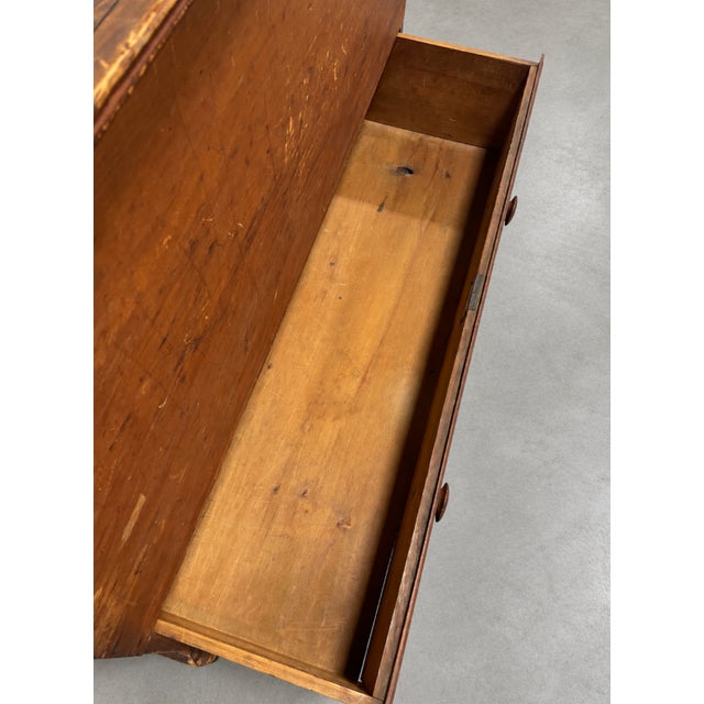 Shaker Style Antique Wooden Pine Blanket Chest, C. 1800's For Sale - Image 10 of 15