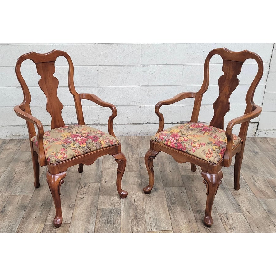 Vintage Lexington Furniture Industries Queen Anne Dining Arm Chairs - Pair  | Chairish, image size:900x900