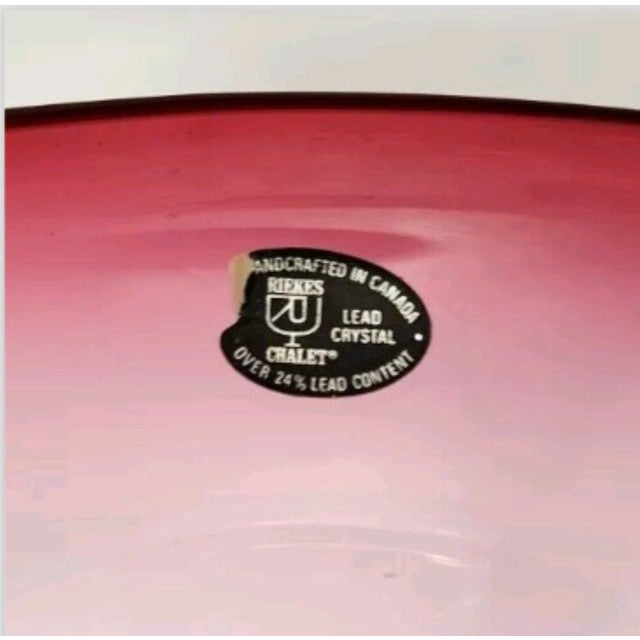 Vintage Sergio Pagnin Chalet Art Glass Cranberry Vase, Original Sticker For Sale - Image 9 of 9