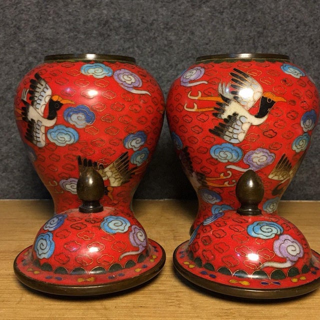 Chinese Pair of Vintage Chinese Cloisonné Red Ground "Crane & Clouds" Covered Jars - 2570g For Sale - Image 3 of 9