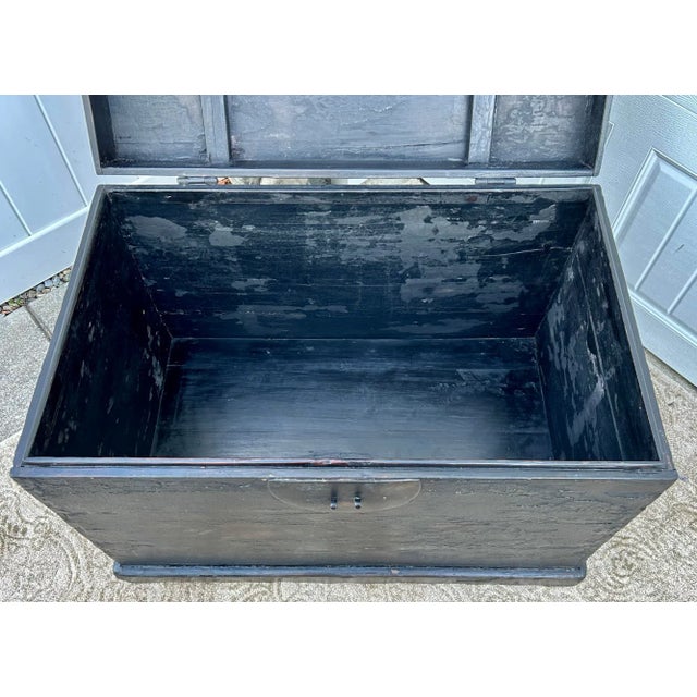 Antique Black Lacquer Trunk Chinese Wedding Chest Hand Painted Coffee Table 30" For Sale - Image 11 of 12