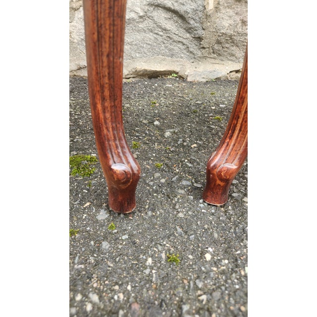 Mid 20th Century Pair of Vintage Louis XV Style French Provincial Open Armchairs With Pink Romantic Tapestry Upholstery For Sale - Image 5 of 17