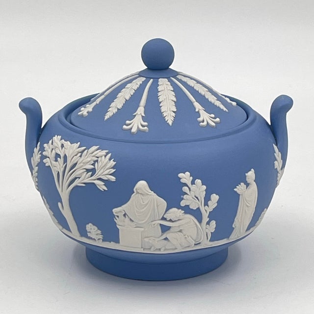 Vintage Wedgwood Blue Jasperware Covered Sugar Bowl or Lidded Trinket Dish For Sale In New York - Image 6 of 11