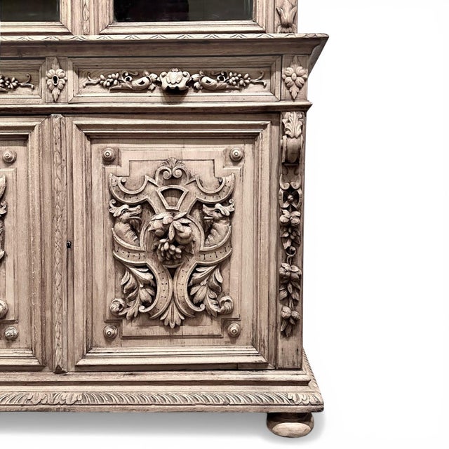 19th Century French Renaissance Revival Carved Oak Bookcase ~ Cabinet in Stripped Oak For Sale - Image 12 of 16