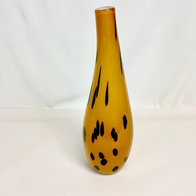 Vintage Home is pleased to offer this vintage Handblown glass vase from the island of Murano in Italy. This is from our...