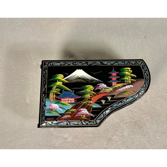 Mid 20th Century Vintage Mid-Century Japanese Lacquer Grand Piano Jewelry Music Box, 1950s For Sale - Image 5 of 12
