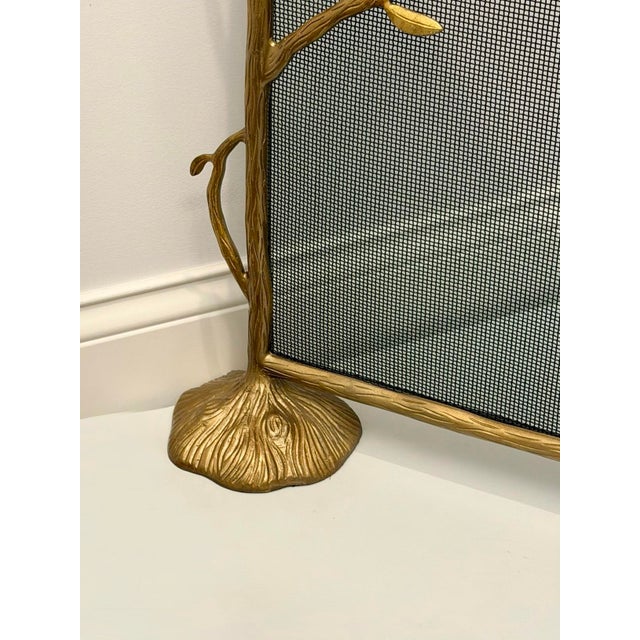 Ideal for traditional, cottage, English, or collected interiors. A beautifully sculptural Birdie Brass Fireplace Screen...